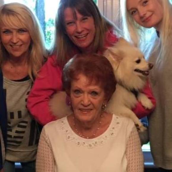 Meet your Posher, Eileen - Picture 1 of 1